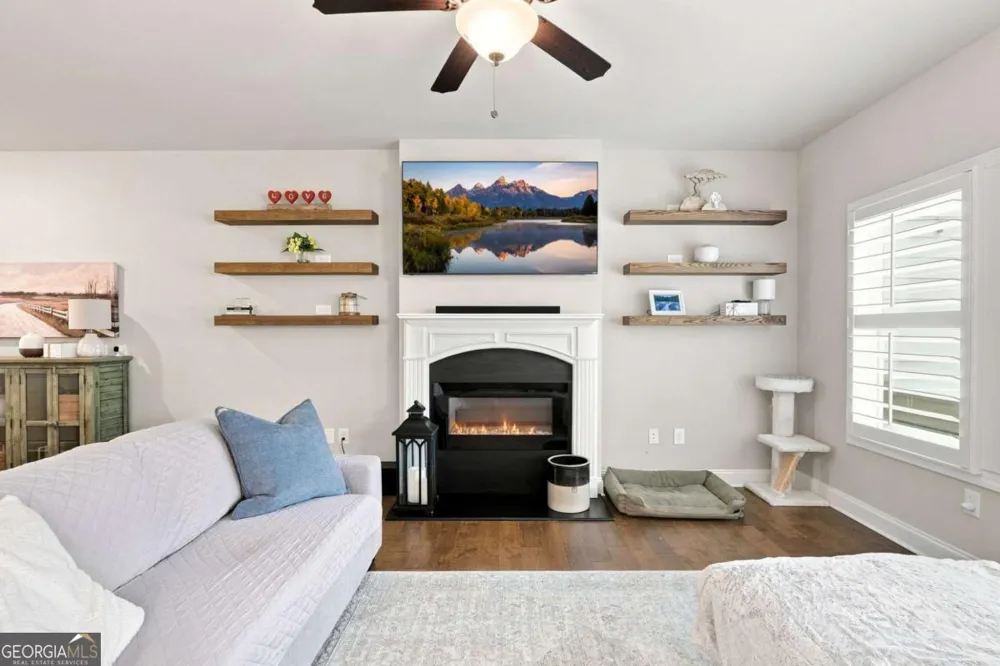 229 Lakeside PL Canton, GA 30114
