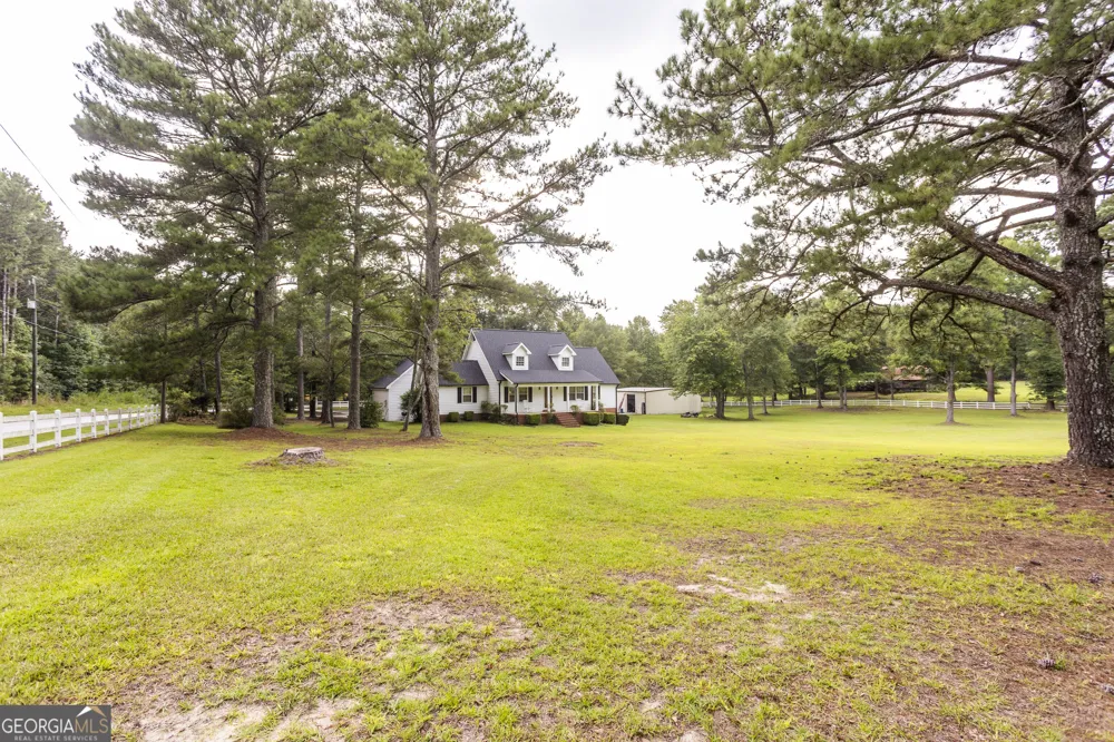 3260 N Sharon Church RD Loganville, GA 30052