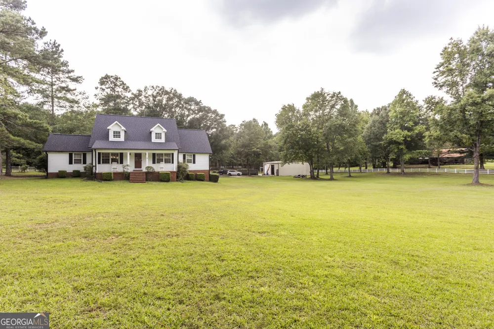 3260 N Sharon Church RD Loganville, GA 30052