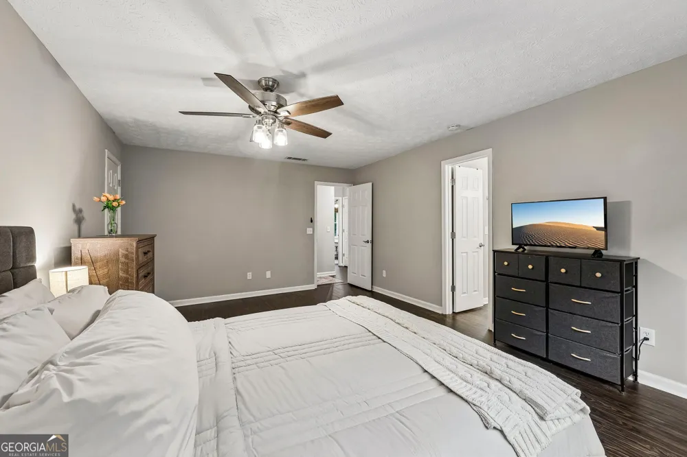 2362 Dover LN Snellville, GA 30078