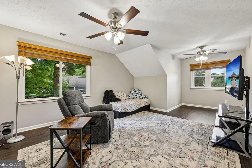 2362 Dover LN Snellville, GA 30078