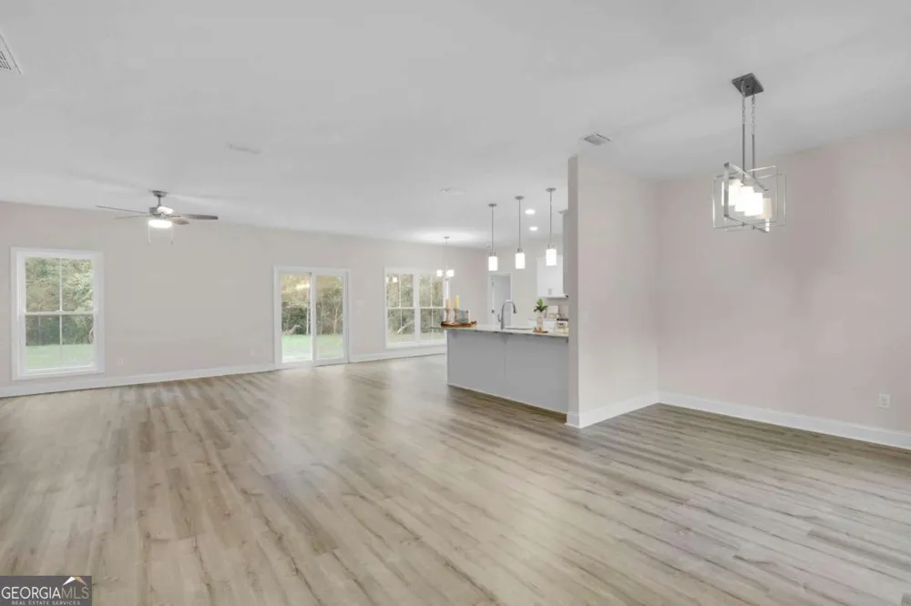 124 Creekwood CIR Kingsland, GA 31548