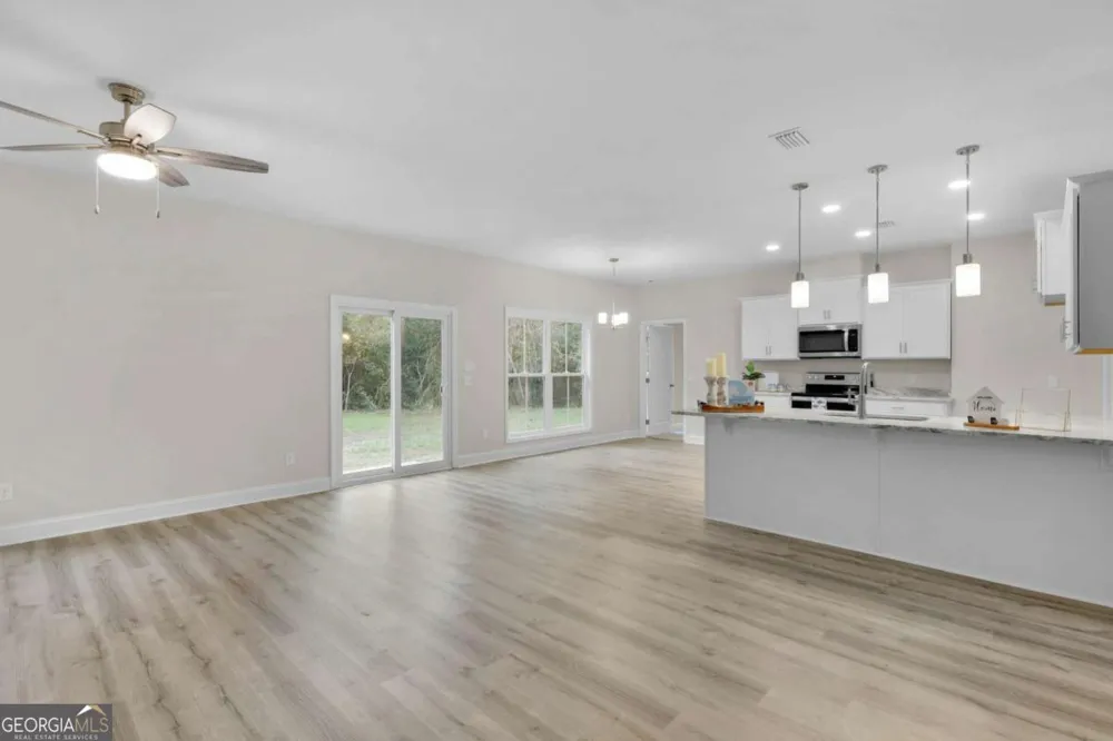 124 Creekwood CIR Kingsland, GA 31548