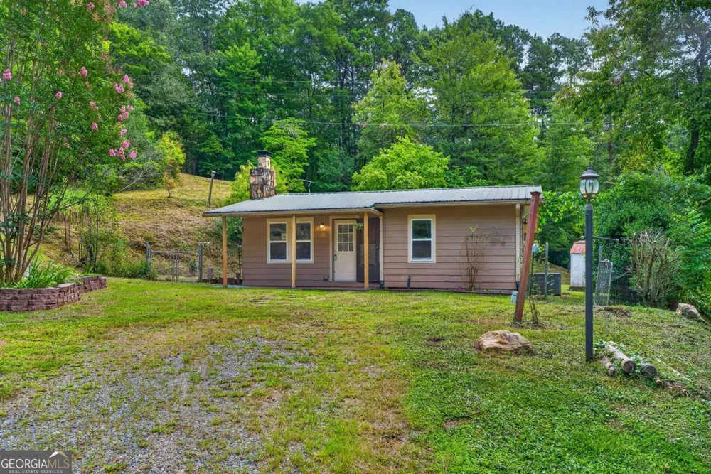120 Old Hollow RD Blue Ridge, GA 30513