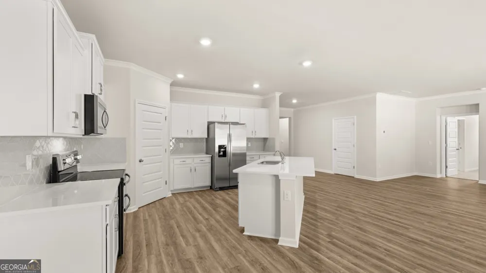 300 Defilippe DR Statham, GA 30666