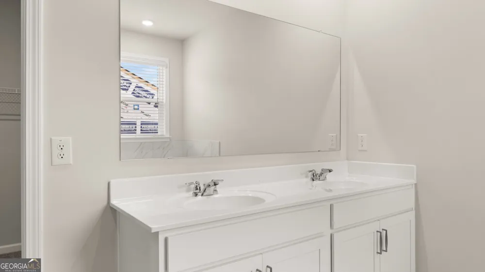 300 Defilippe DR Statham, GA 30666