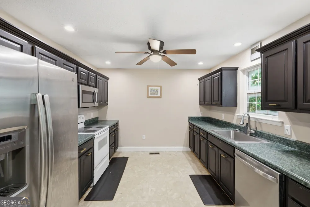 500 Washboard RD Cleveland, GA 30528