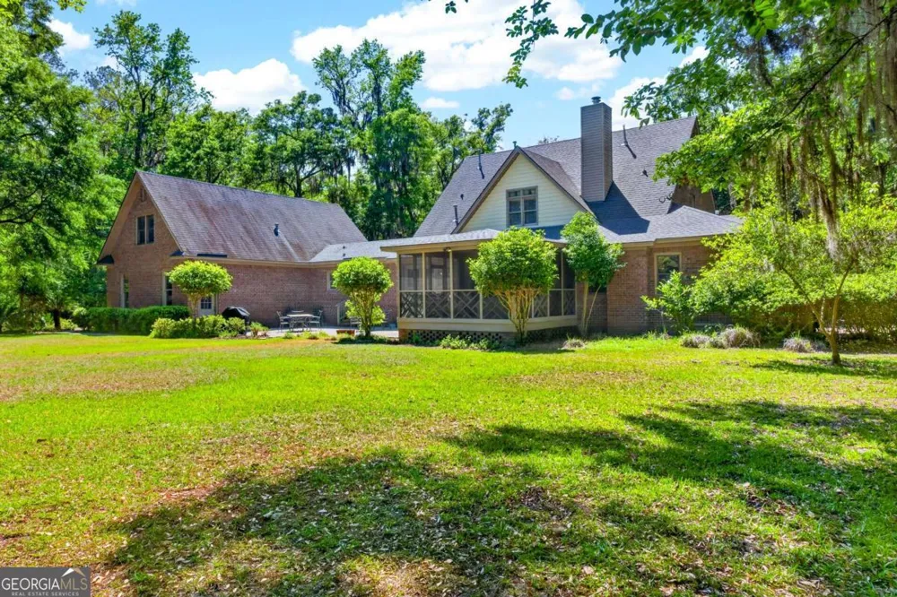 477 Buckland Hall RD Richmond Hill, GA 31324