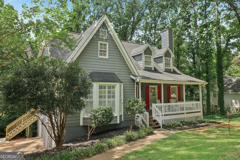 1910 Fernwood DR Lawrenceville, GA 30043