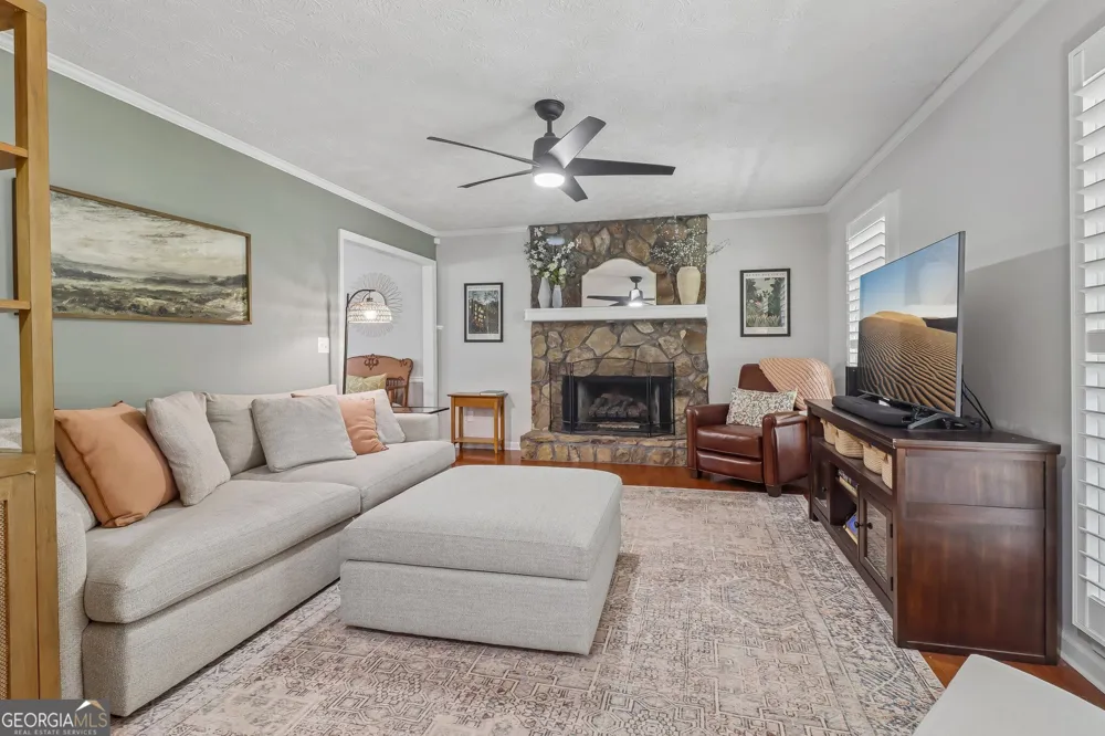 1910 Fernwood DR Lawrenceville, GA 30043