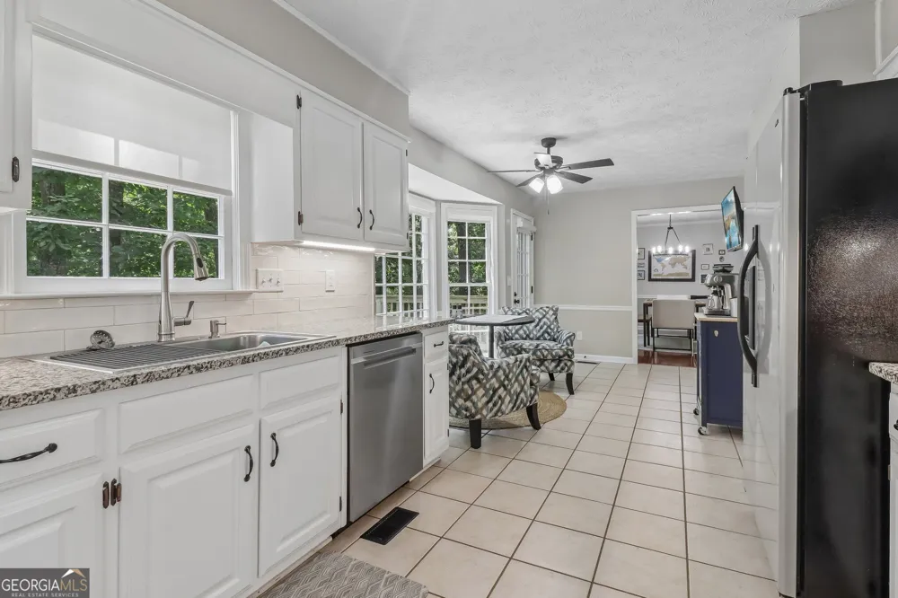 1910 Fernwood DR Lawrenceville, GA 30043