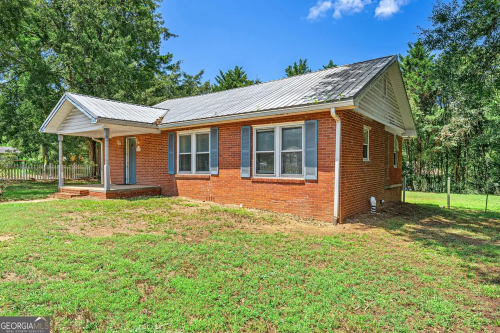211 Harmony ST Commerce, GA 30529