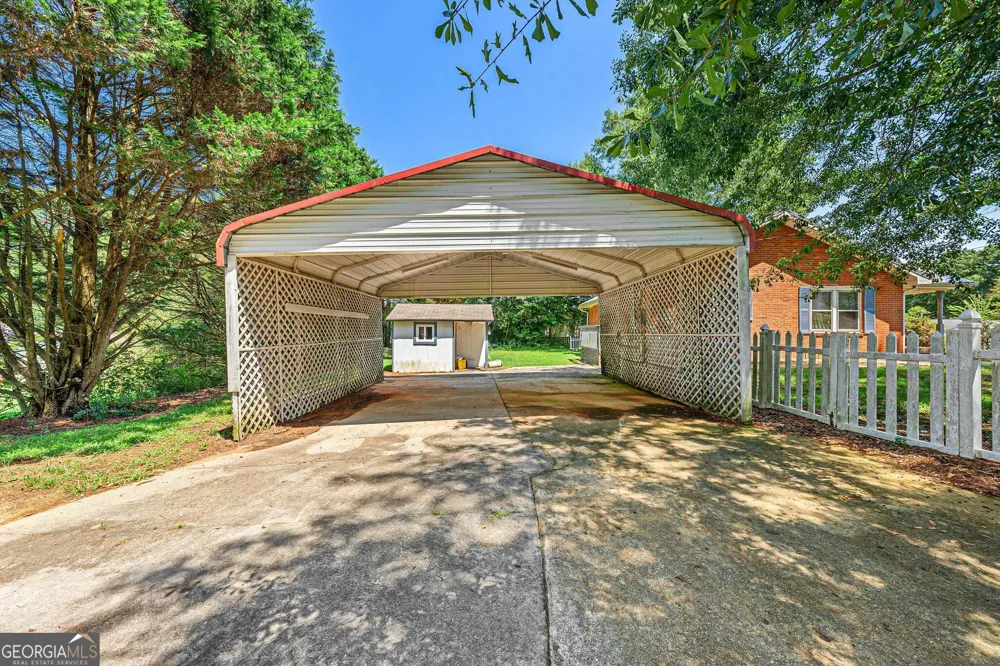 211 Harmony ST Commerce, GA 30529
