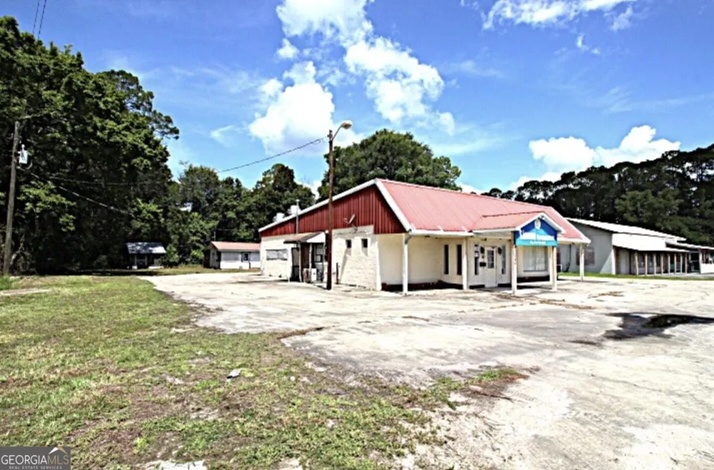 10155 N Main ST Nahunta, GA 31553
