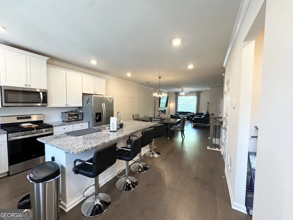 3025 Westpoint CIR Snellville, GA 30078