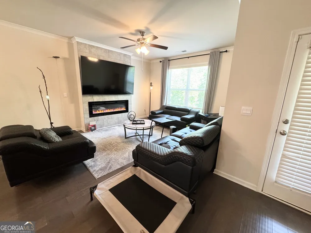 3025 Westpoint CIR Snellville, GA 30078