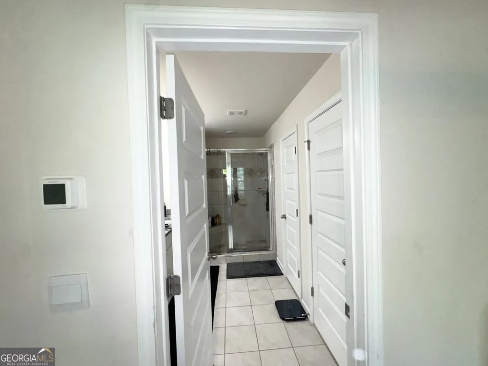 3025 Westpoint CIR Snellville, GA 30078