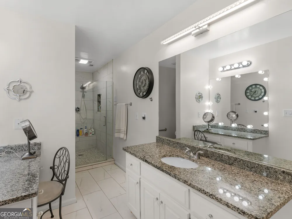 195 Galway BND Tyrone, GA 30290