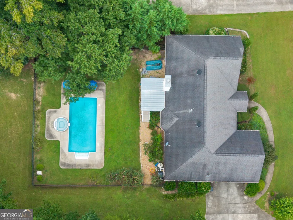 195 Galway BND Tyrone, GA 30290