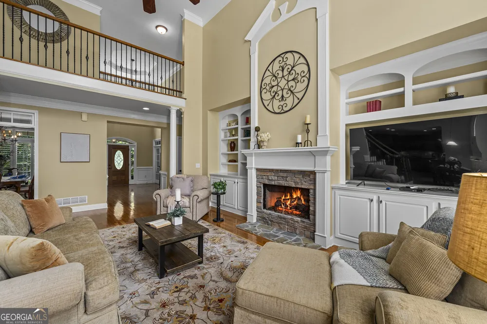 325 N Brooke DR Canton, GA 30115