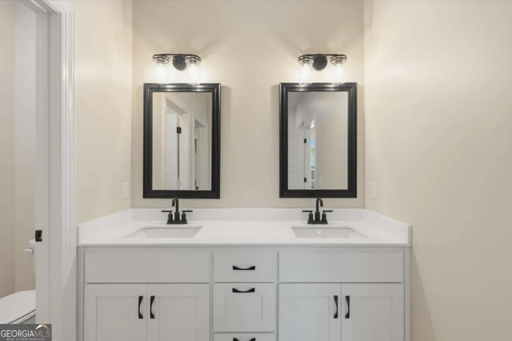 93 Ennis RD Pembroke, GA 31321