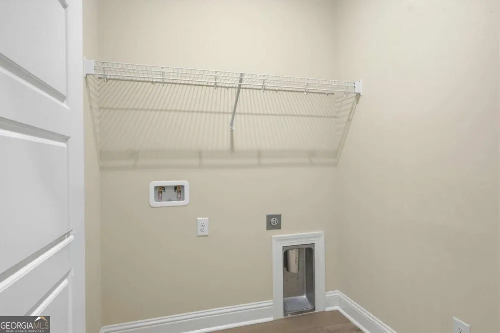 93 Ennis RD Pembroke, GA 31321