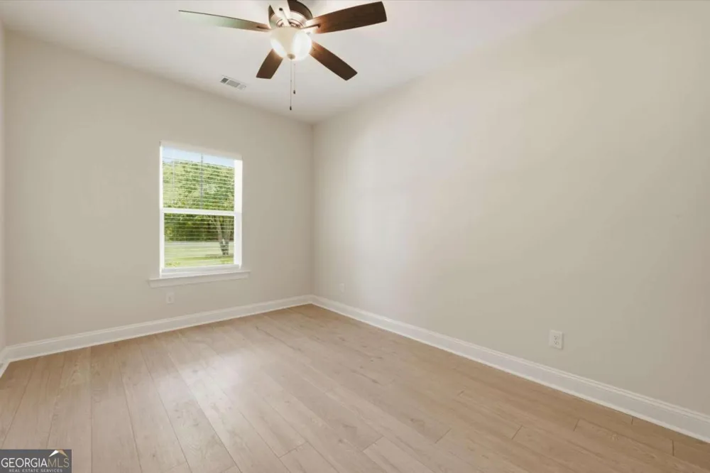 93 Ennis RD Pembroke, GA 31321
