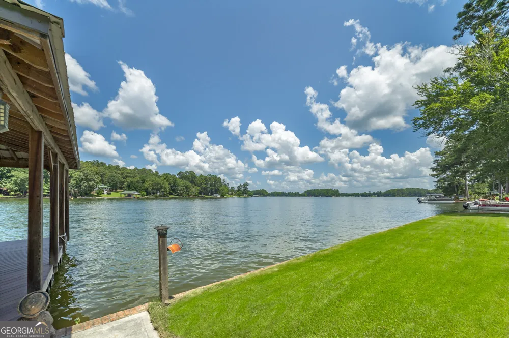 253 Scout Island RD Jackson, GA 30233