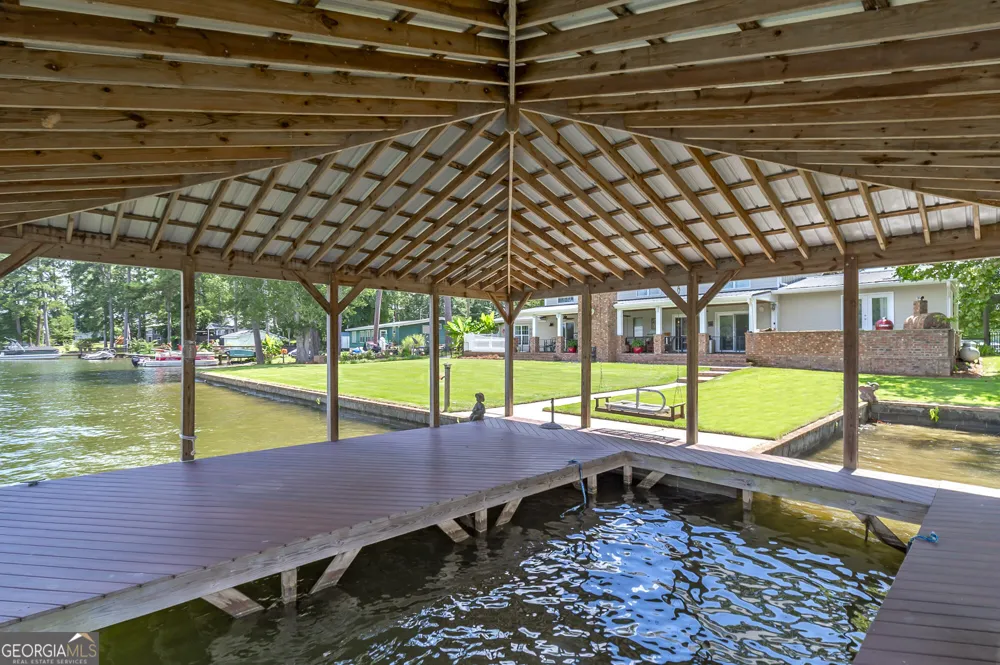 253 Scout Island RD Jackson, GA 30233
