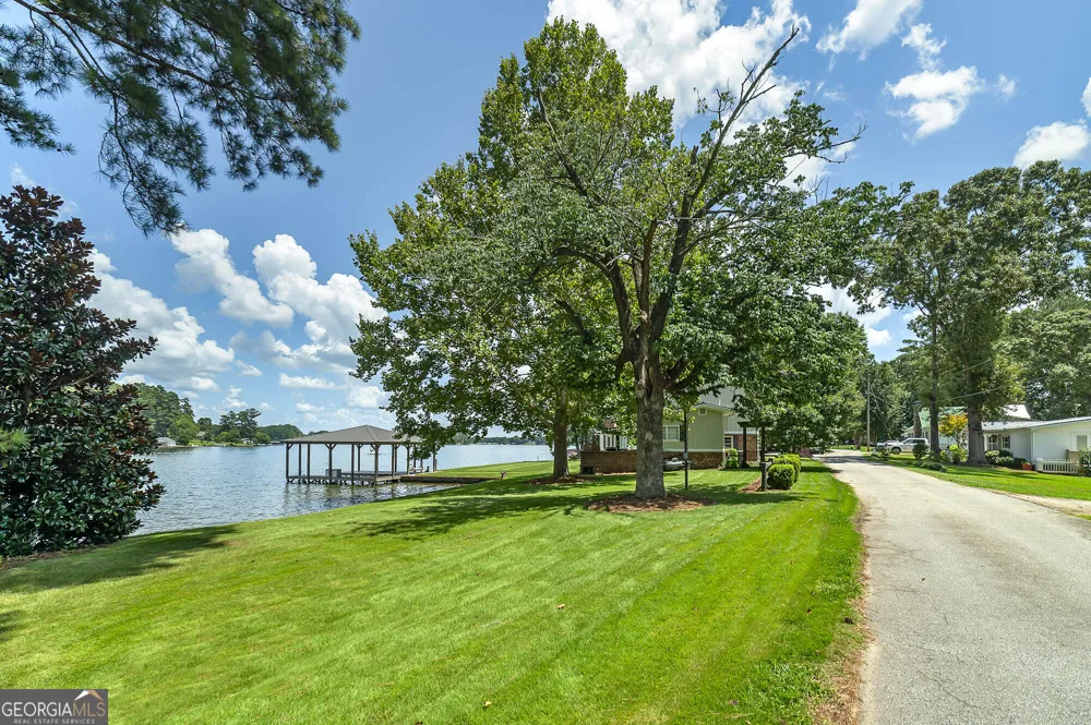 253 Scout Island RD Jackson, GA 30233