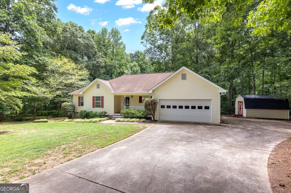 112 Ashwood TRCE Hampton, GA 30228