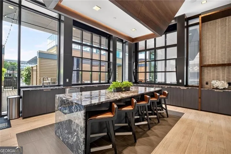 40 12th ST NE Atlanta, GA 30309