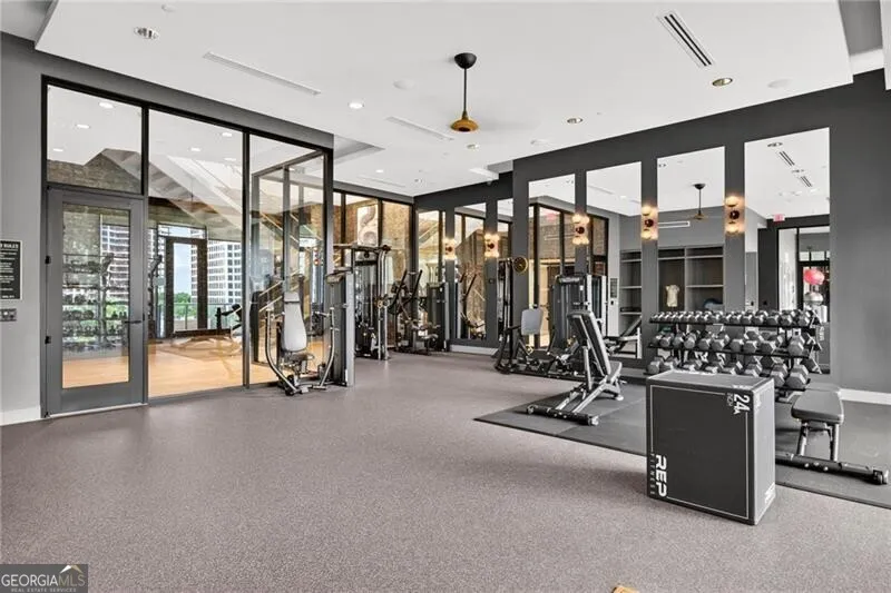 40 12th ST NE Atlanta, GA 30309