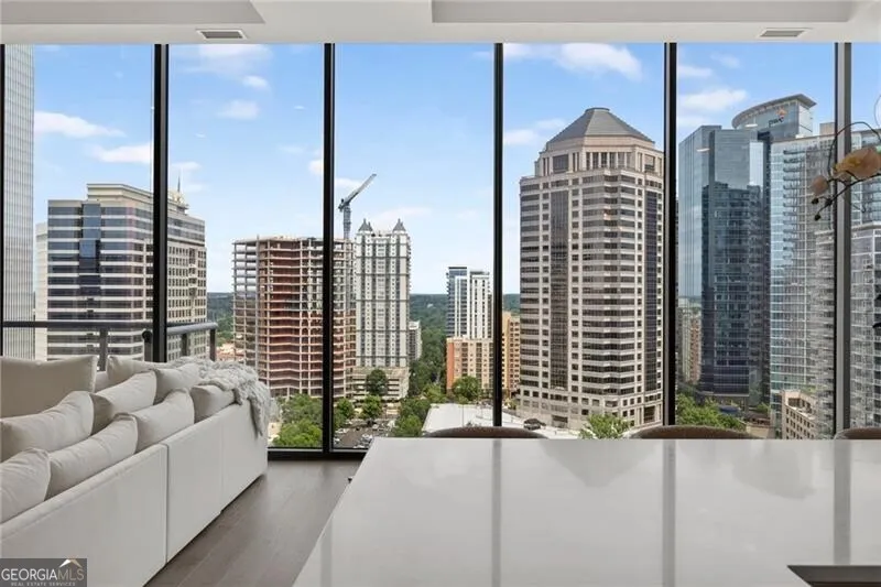 40 12th ST NE Atlanta, GA 30309