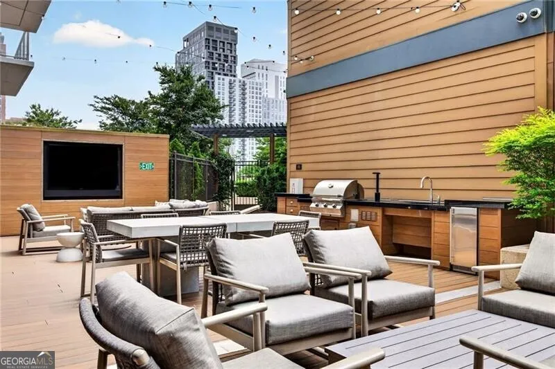 40 12th ST NE Atlanta, GA 30309