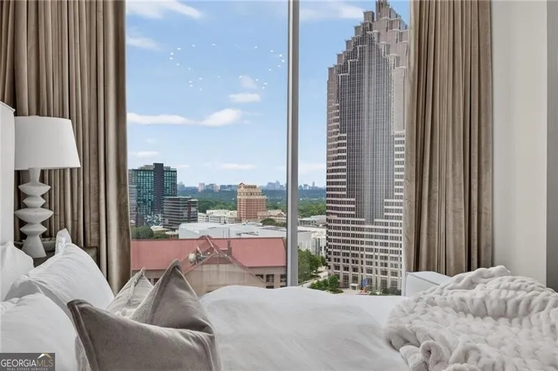 40 12th ST NE Atlanta, GA 30309