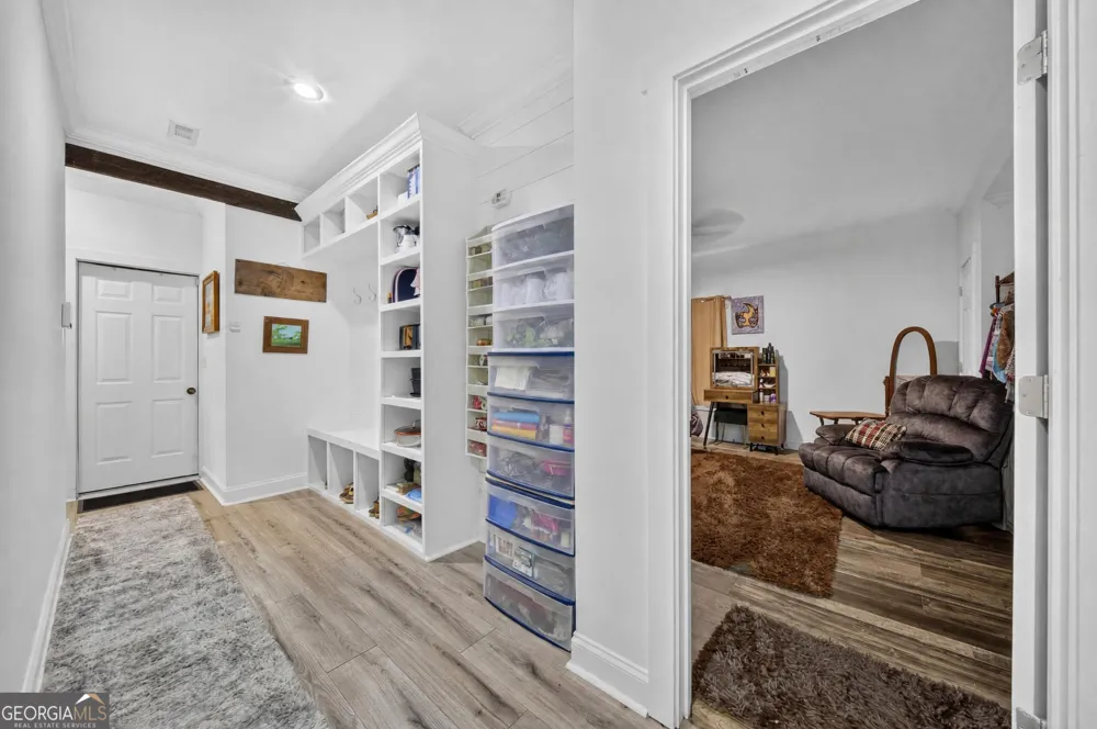 2872 Summit Crest LN Snellville, GA 30078