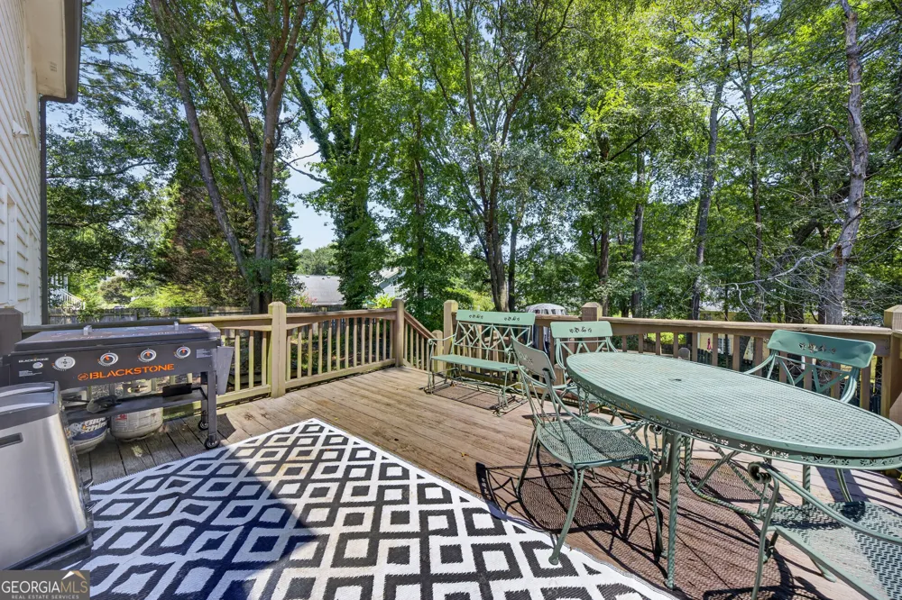 2872 Summit Crest LN Snellville, GA 30078