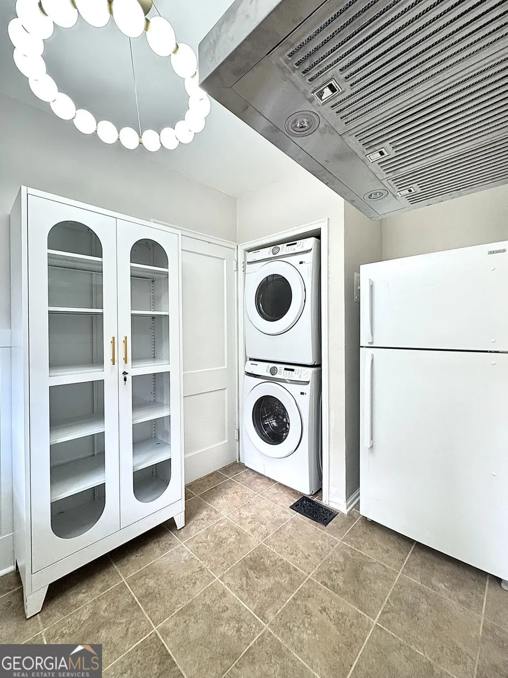 60 Delmont DR NE Atlanta, GA 30305