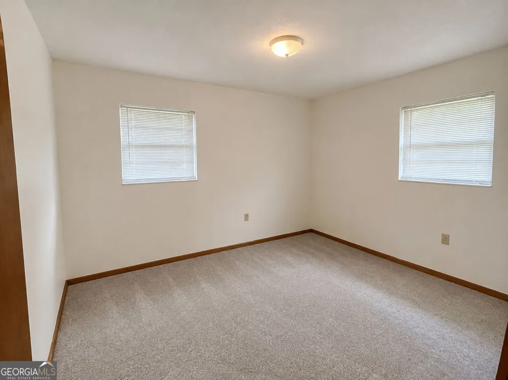 2100 Ben Hill AVE Waycross, GA 31503
