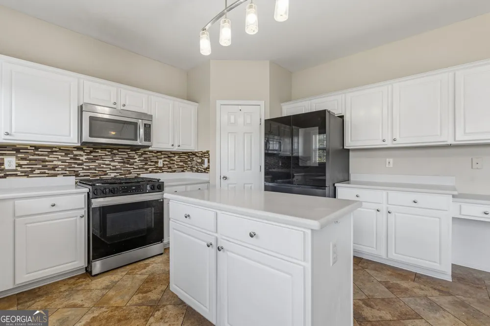 2628 Myrtlewood LN NW Kennesaw, GA 30144