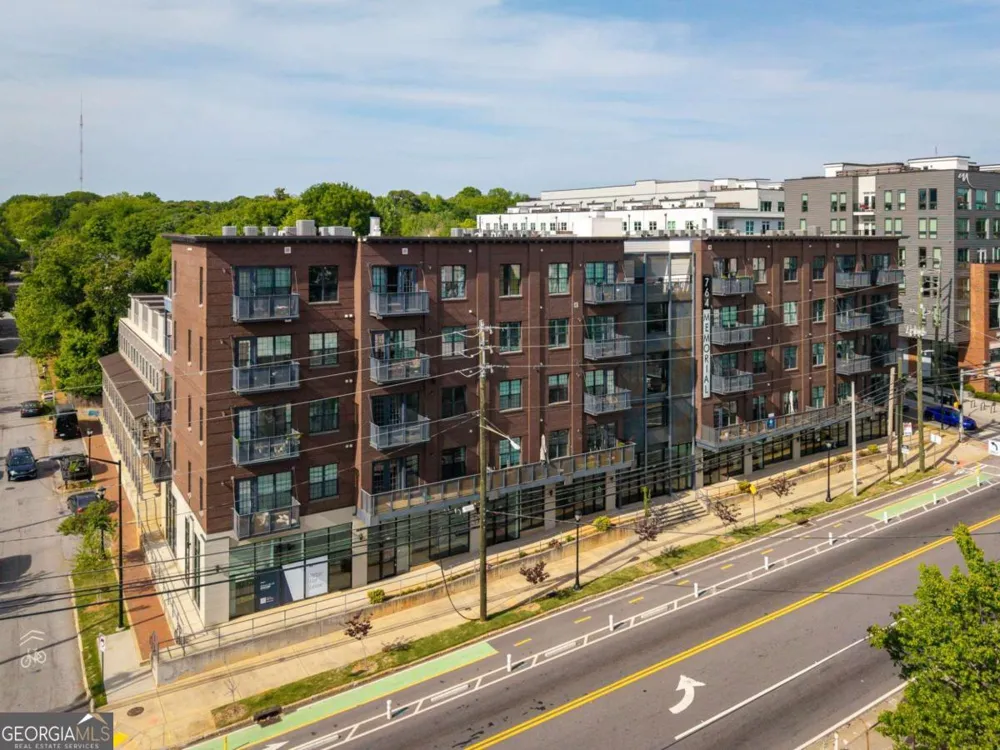764 Memorial DR SE Atlanta, GA 30316