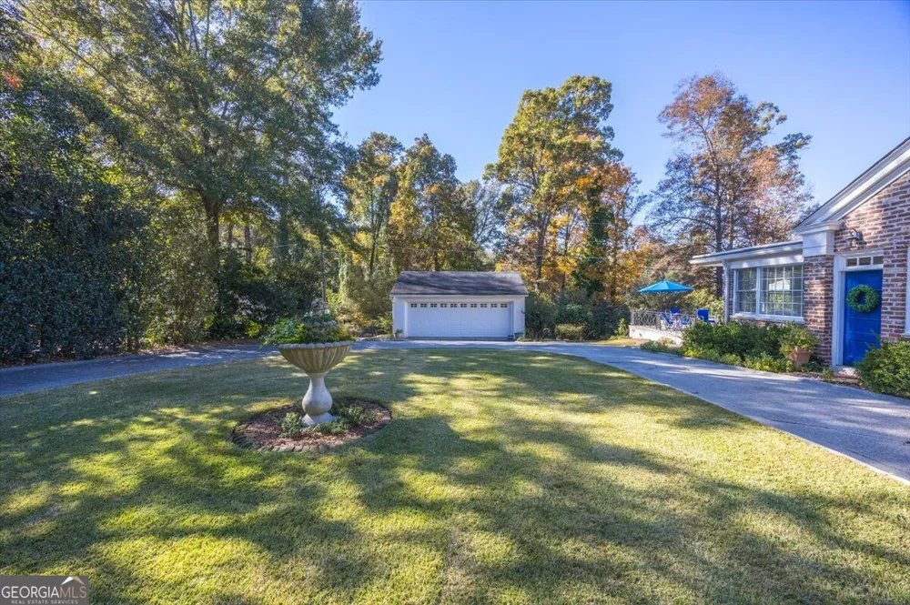 4860 Forsyth RD Macon, GA 31210