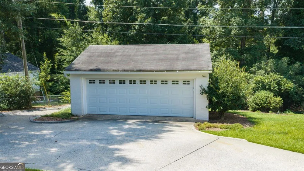 4860 Forsyth RD Macon, GA 31210