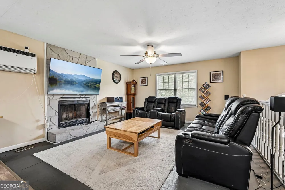 52 Aspen Lake TRCE Newnan, GA 30263