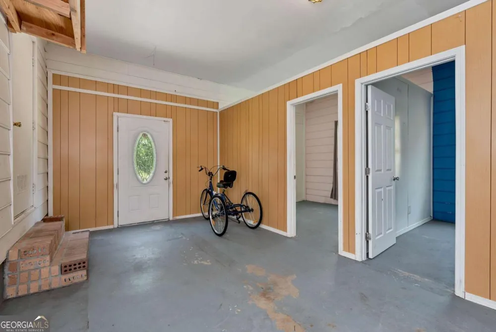 1847 Oak Ridge LN Lawrenceville, GA 30044