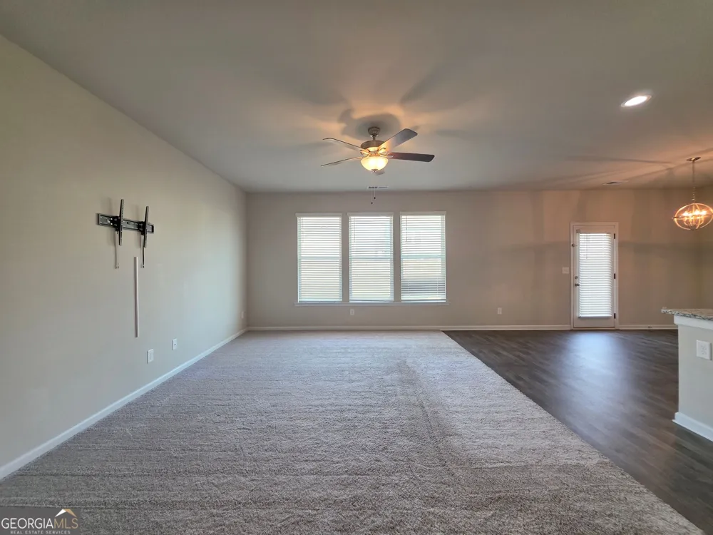 136 Red Birch LN Warner Robins, GA 31093