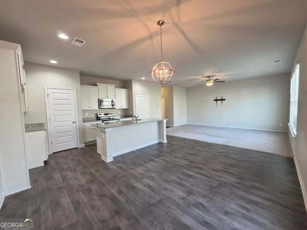 136 Red Birch LN Warner Robins, GA 31093