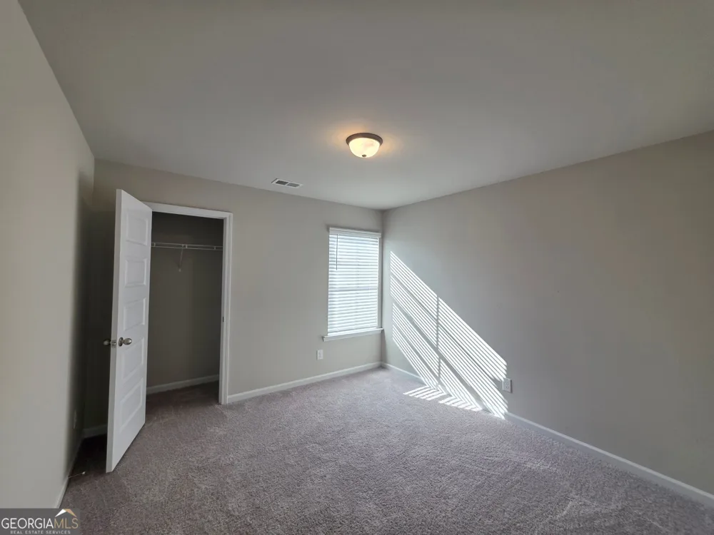 136 Red Birch LN Warner Robins, GA 31093