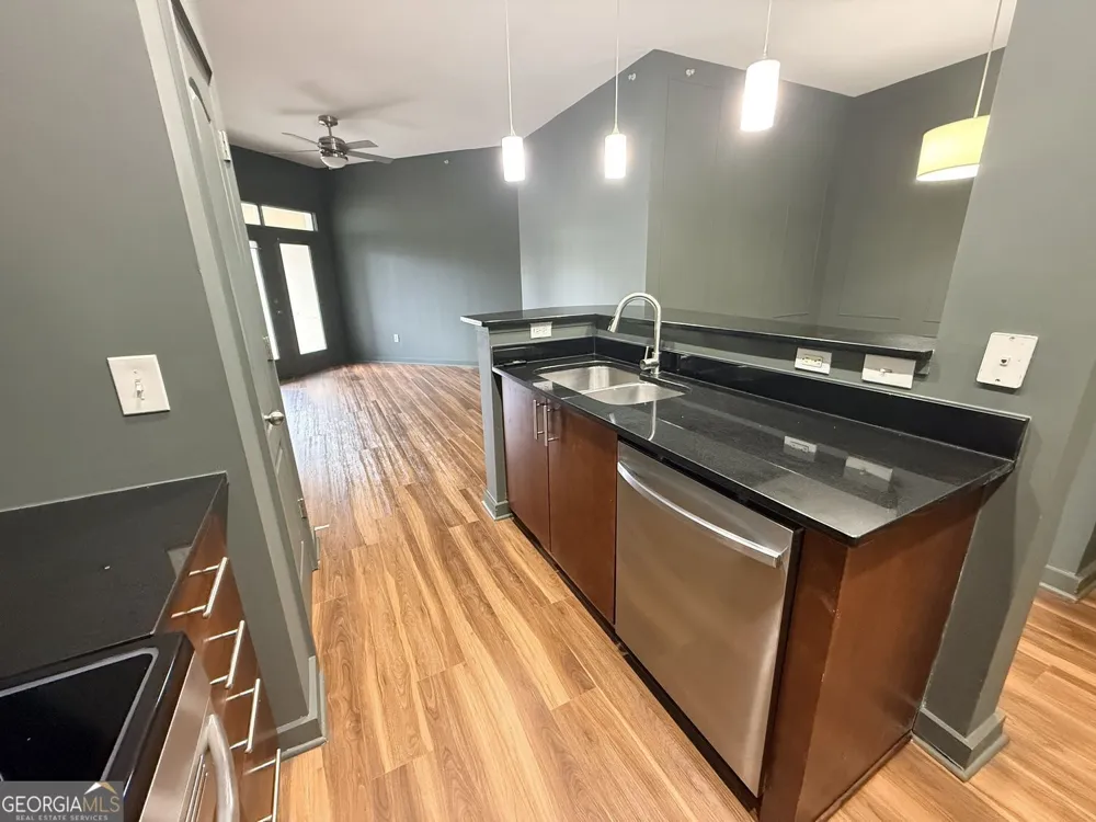 390 17TH ST NW Atlanta, GA 30363